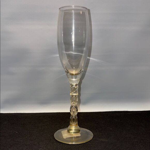 Libbey Gray and Black Drinkware Set for Elegant Dining - Picture 5 of 9